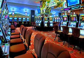 istana petir platform interface showing unified sportsbook and casino game library